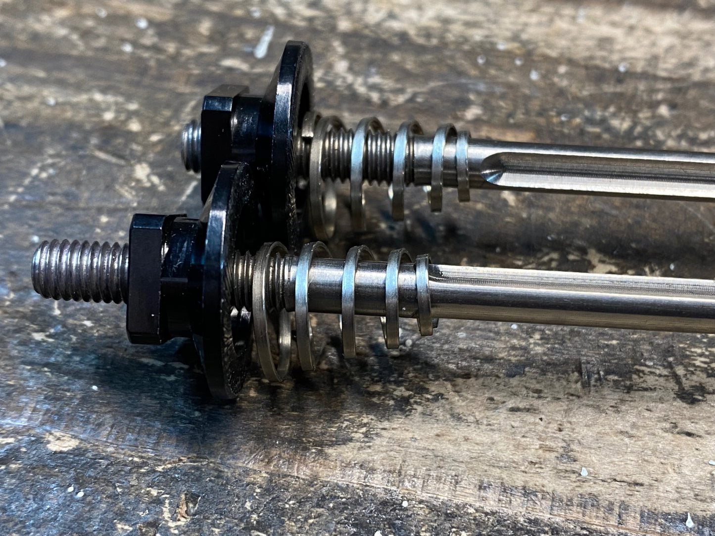 IY620 トーケン TOKEN チタン クイックリリース 前後セット 100mm/130mm