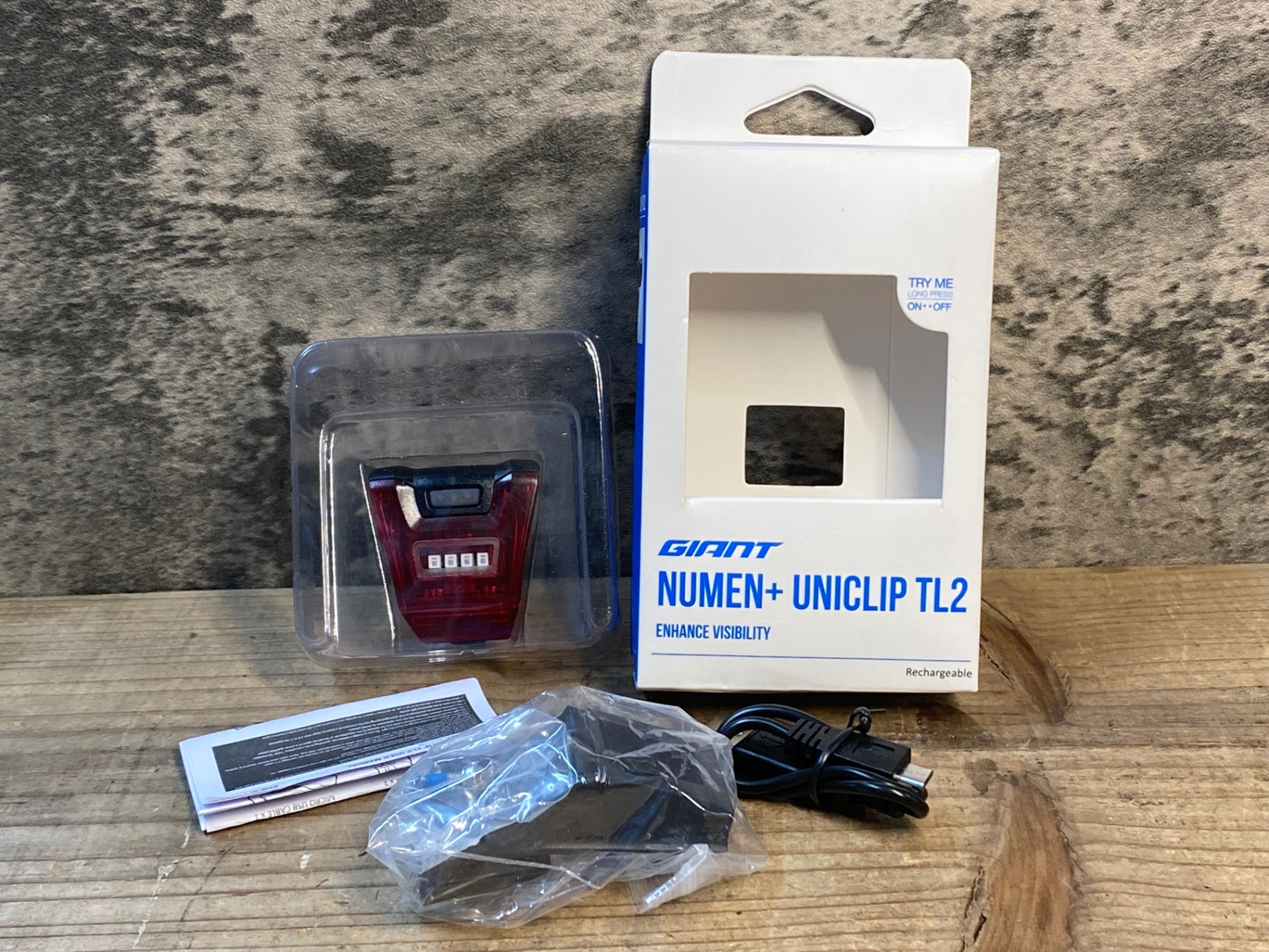 IV820 ジャイアント GIANT Numen+ Uniclip TL 2 テールライト