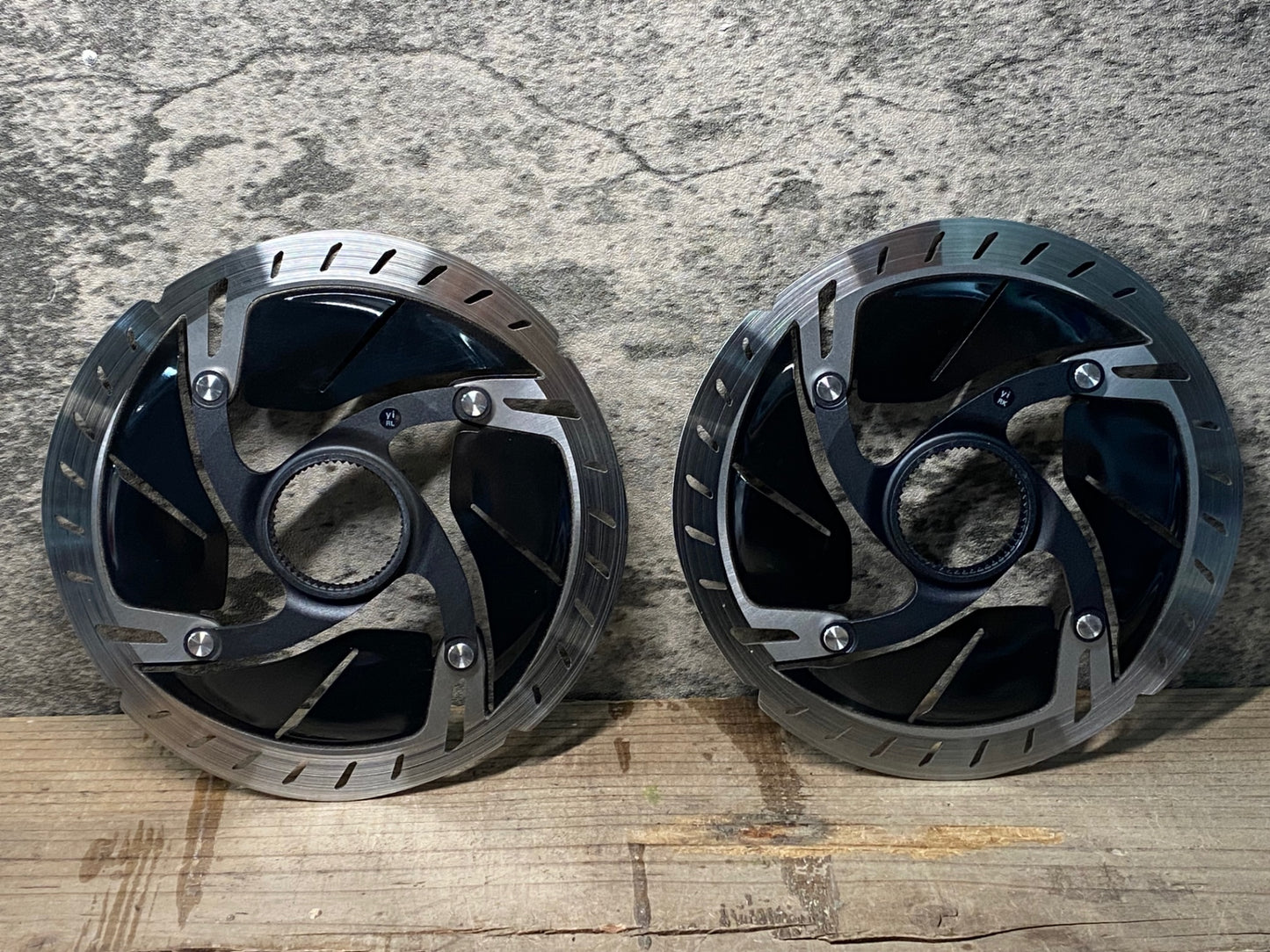 JA614 シマノ SHIMANO SM-RT900-S ディスクブレーキローター Φ160 実測1.7mm 2枚セット