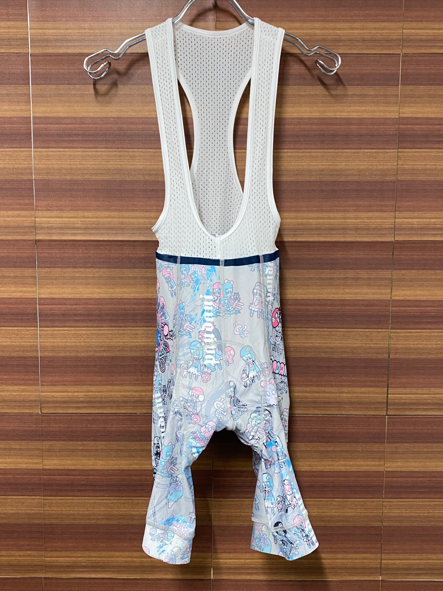 IT123 パンダーニ Pandani ビブショーツ グレー 総柄 S