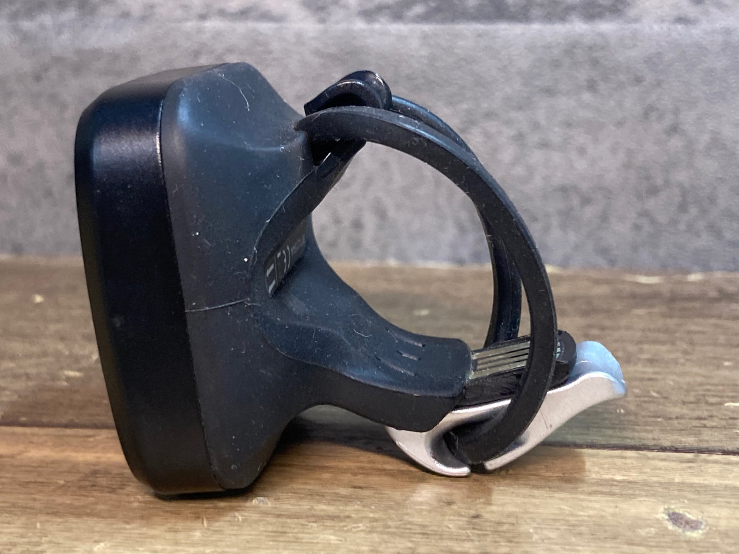 IU882 ノグ knog Blinder テールライト