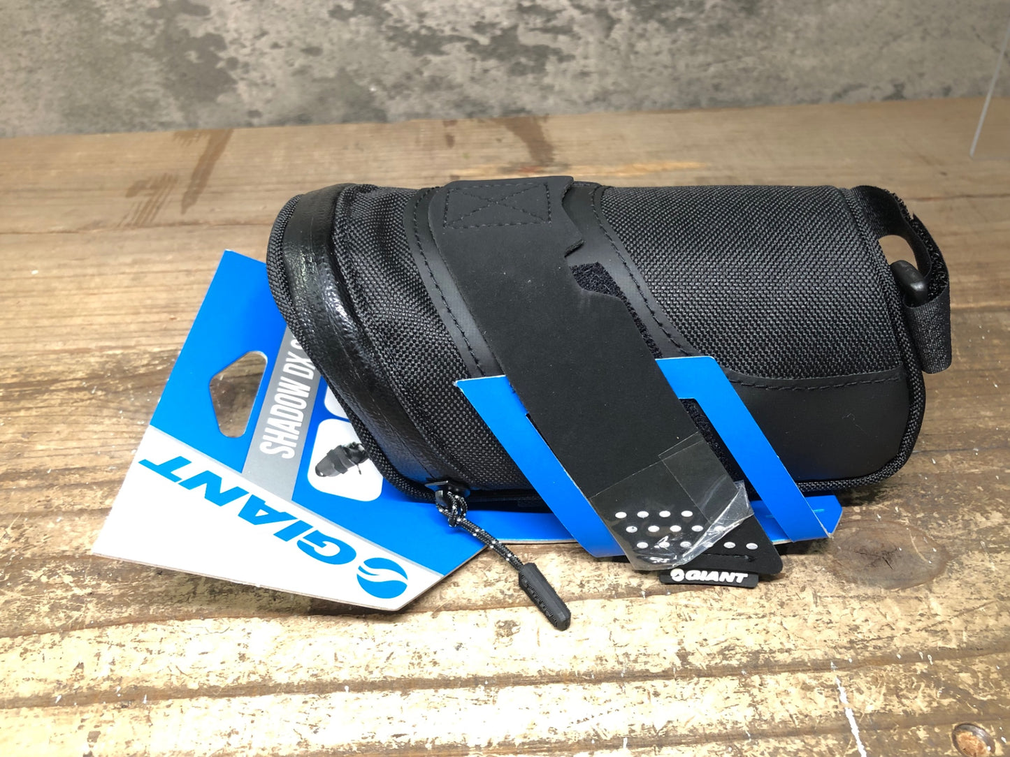 IV773 ジャイアント GIANT SHADOW DX SEAT BAG サドルバッグ