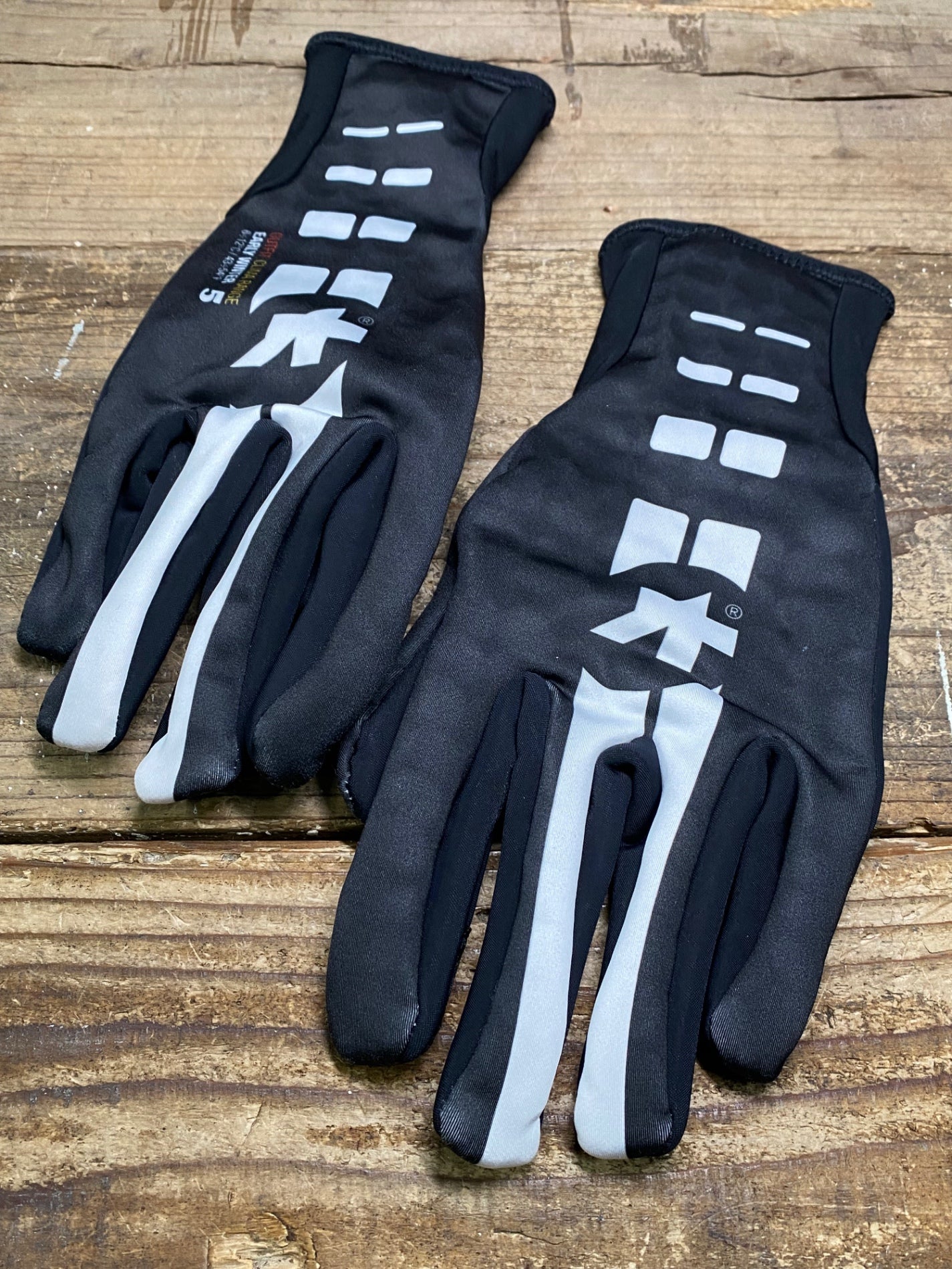 IU304 アソス Assos EARLY WINTER 裏起毛 長指 サイクルグローブ 黒 L