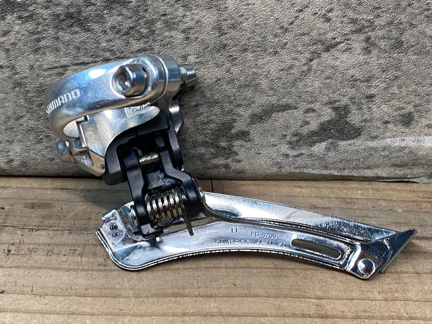 IR499 シマノ SHIMANO アルテグラ ULTEGRA FD-6700 フロントディレイラー 2S 直付 SM-AD11 FDバンド Φ31.8