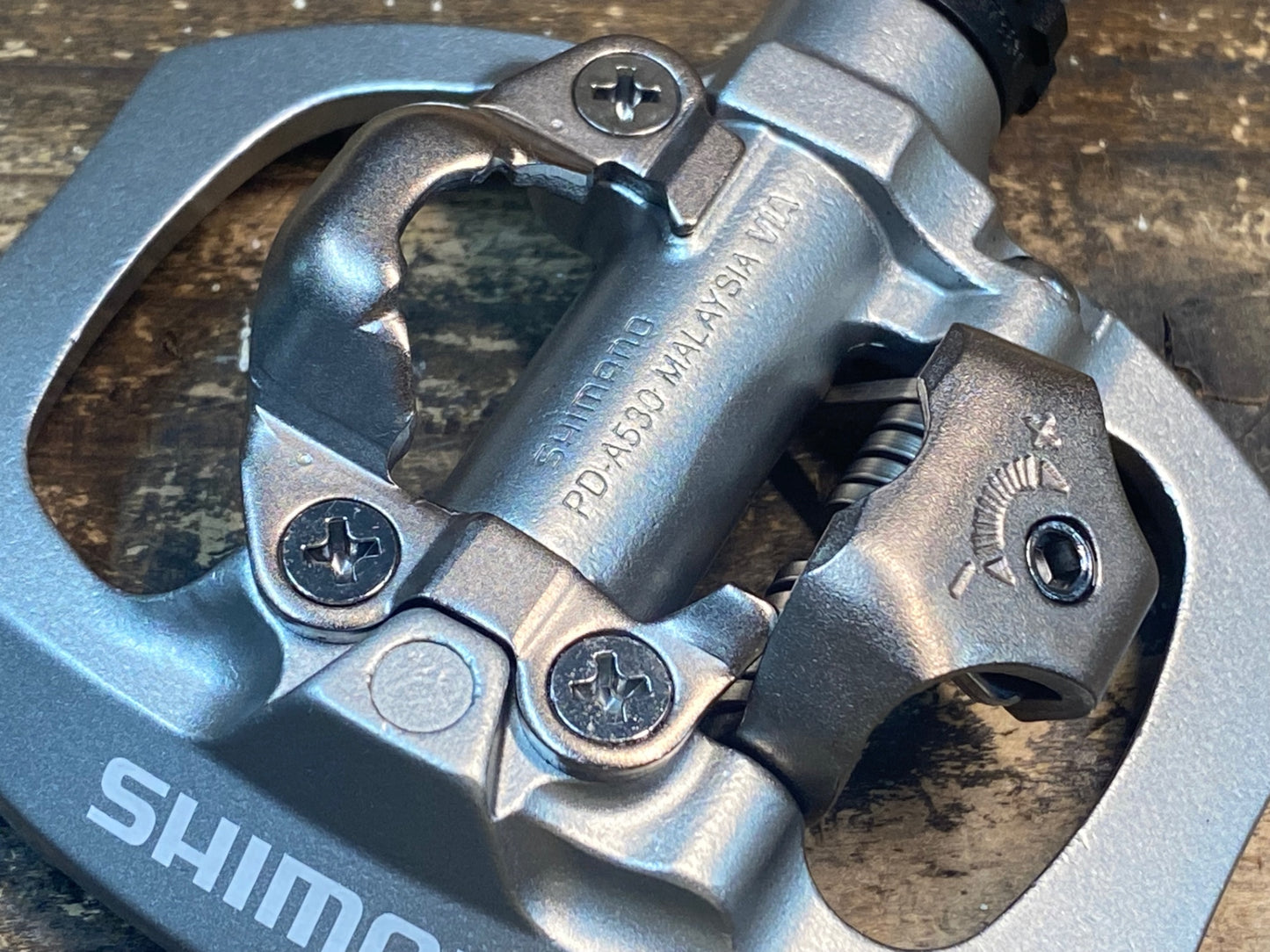 IY495 シマノ SHIMANO PD-A530 片面フラット ビンディングペダル SPD