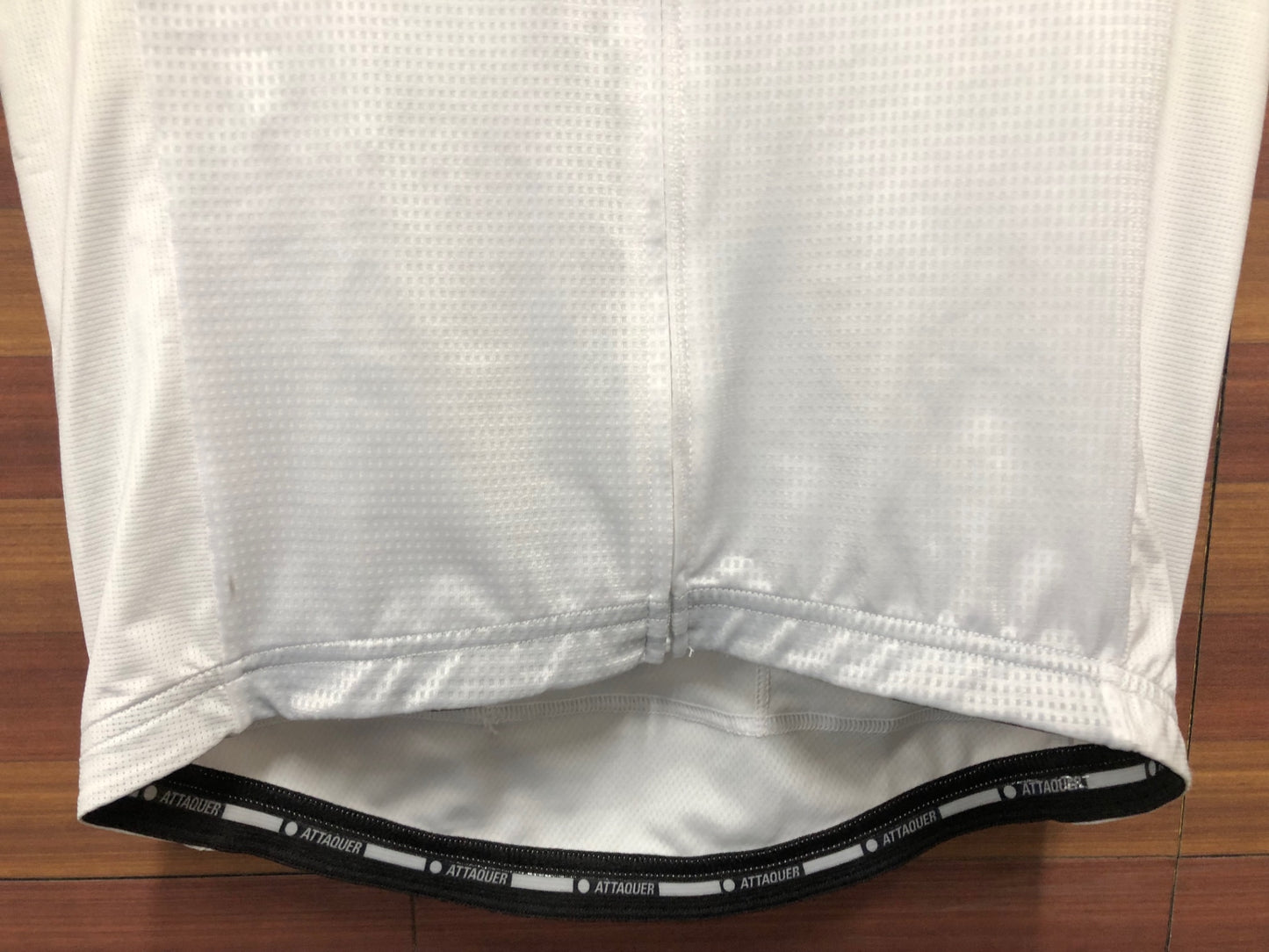 IR571 アタッカー ATTAQUER Artist Series LIMITED 半袖 サイクルジャージ 白 M Lucas Beaufort