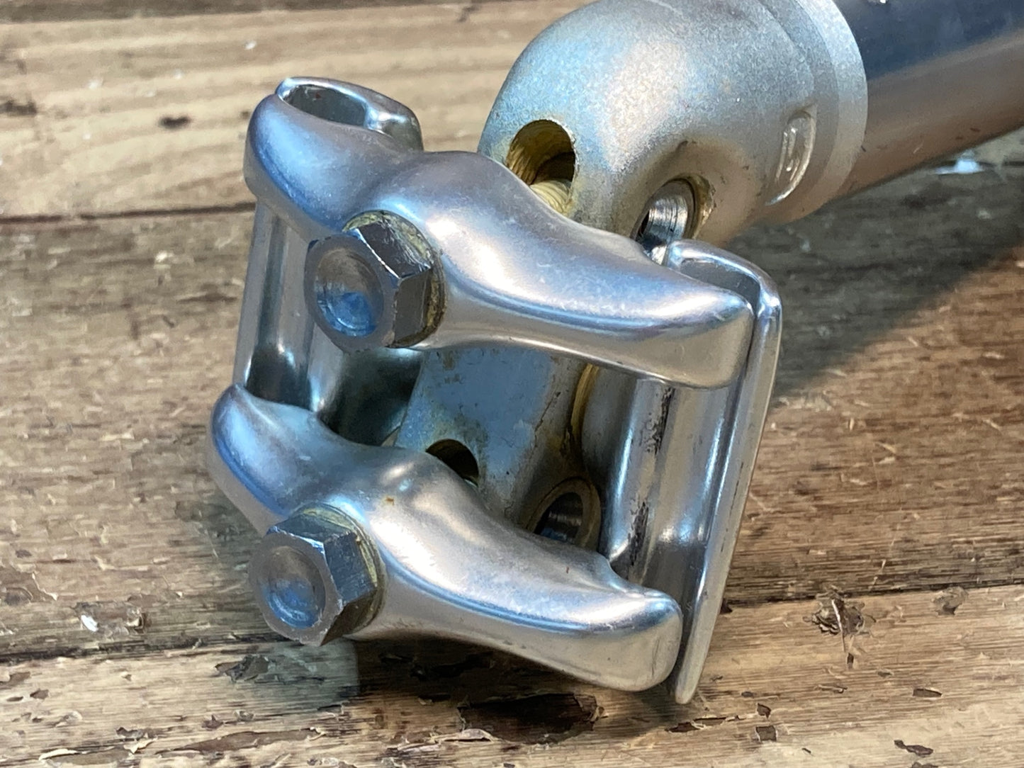 IL946 スギノ SUGINO マイティ MIGHTY アルミ シートポスト Φ27.2 200mm