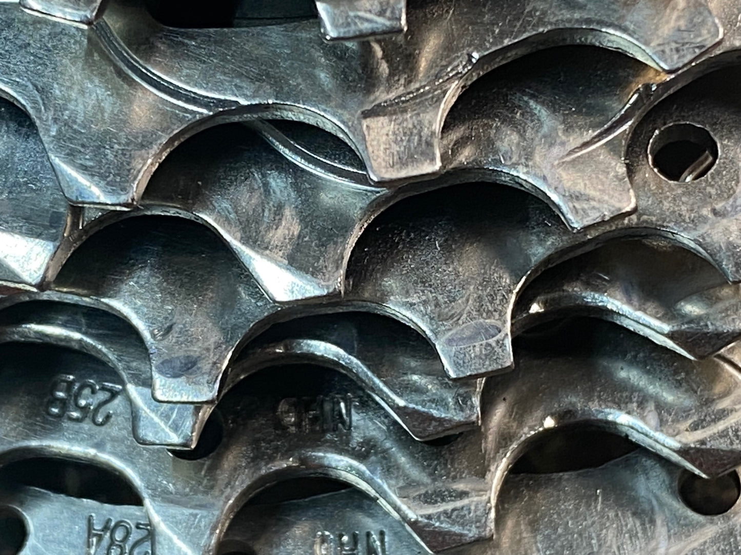 HX038 シマノ SHIMANO 105 CS-5800 スプロケット 11-28T 11S