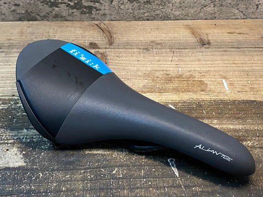 IX445 フィジーク fizik アリアンテ ALIANTE R3 サドル カーボンレール 黒青