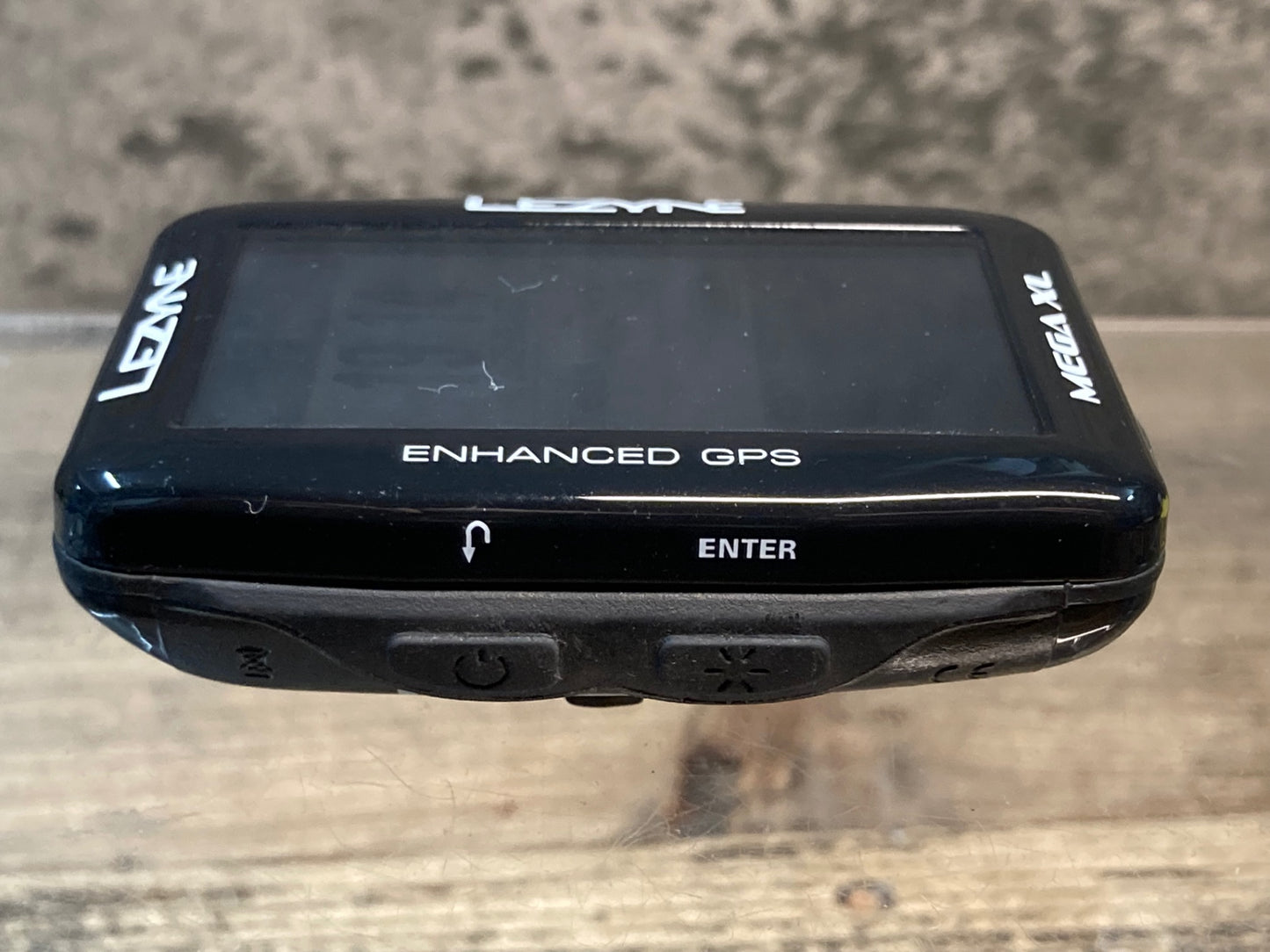 IJ372 レザイン LEZYNE メガ MEGA XL GPS サイクルコンピューター 本体のみ、マウント