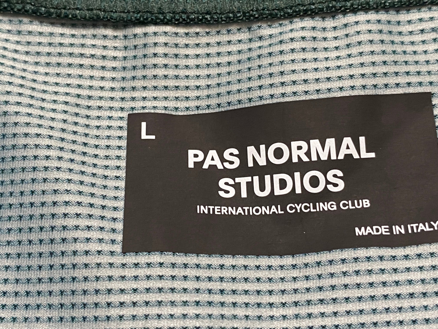 JC412 パスノーマルスタジオ Pas Normal Studios | Men's Mechanism Jersey 半袖 サイクルジャージ ペトロレウム L