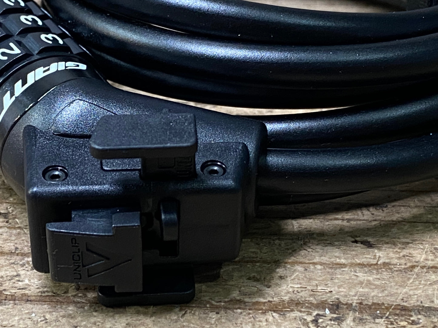 IV721 ジャイアント GIANT FLEX COMBO UNICLIP ケーブルロック