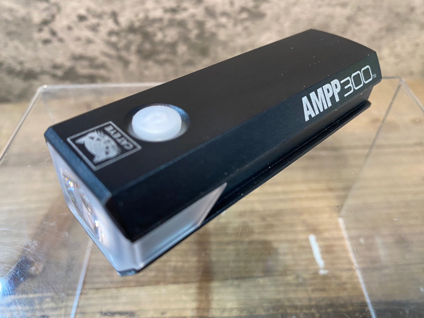 IV887 キャットアイ CATEYE AMPP 300 フロントライト