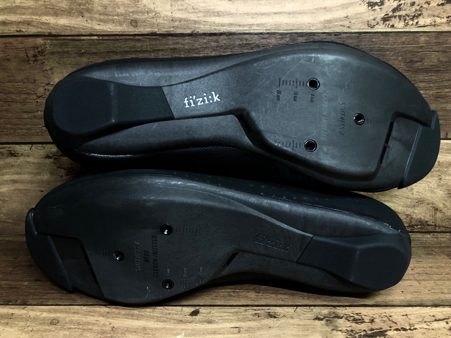 IE811 フィジーク fizik TEMPO OVERCURVE R4 WIDE ビンディングシューズ EU41 ブラック