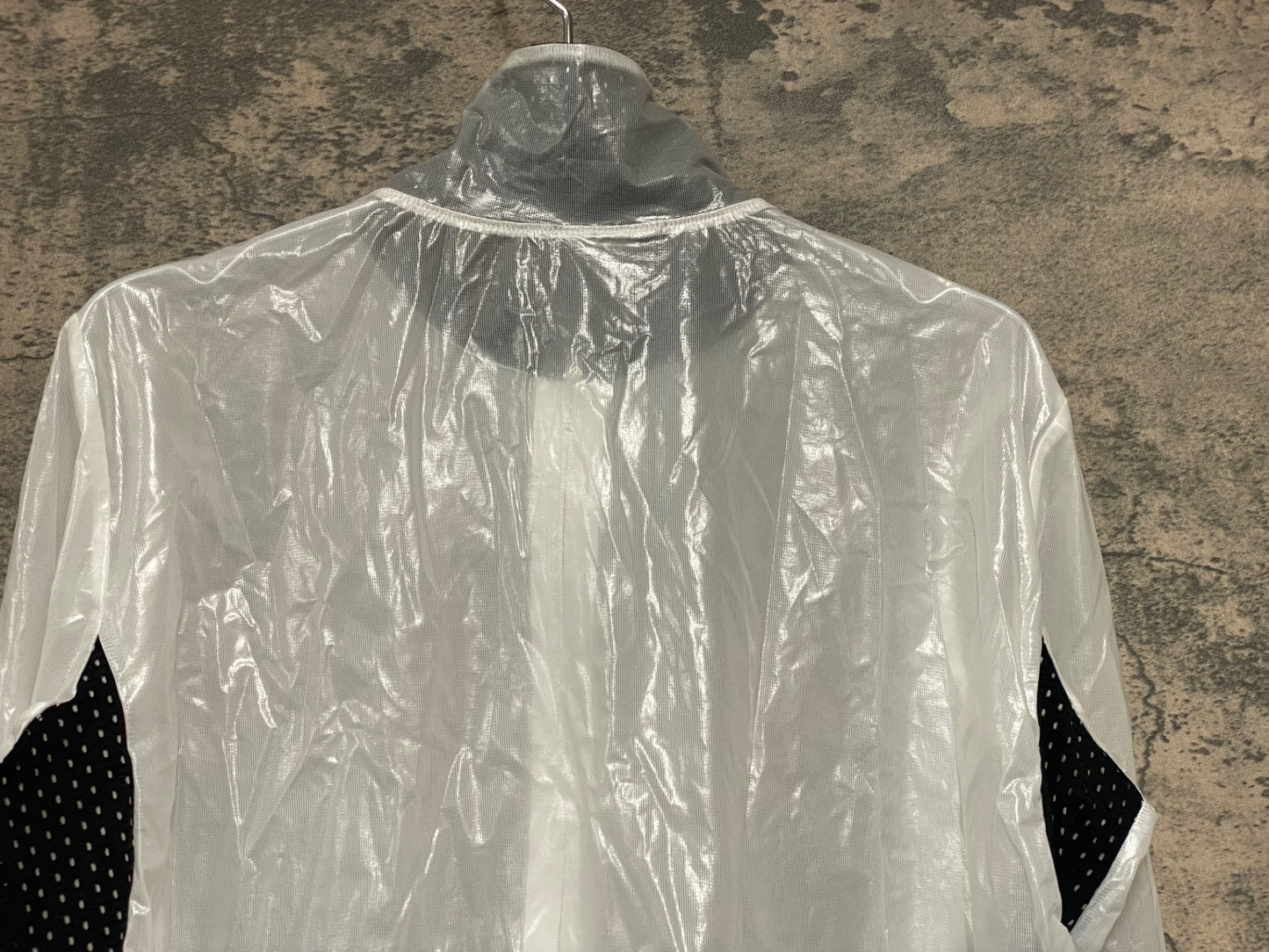 IZ859 ビオレーサー BIORACER 長袖 ウィンドブレーカー 白 M