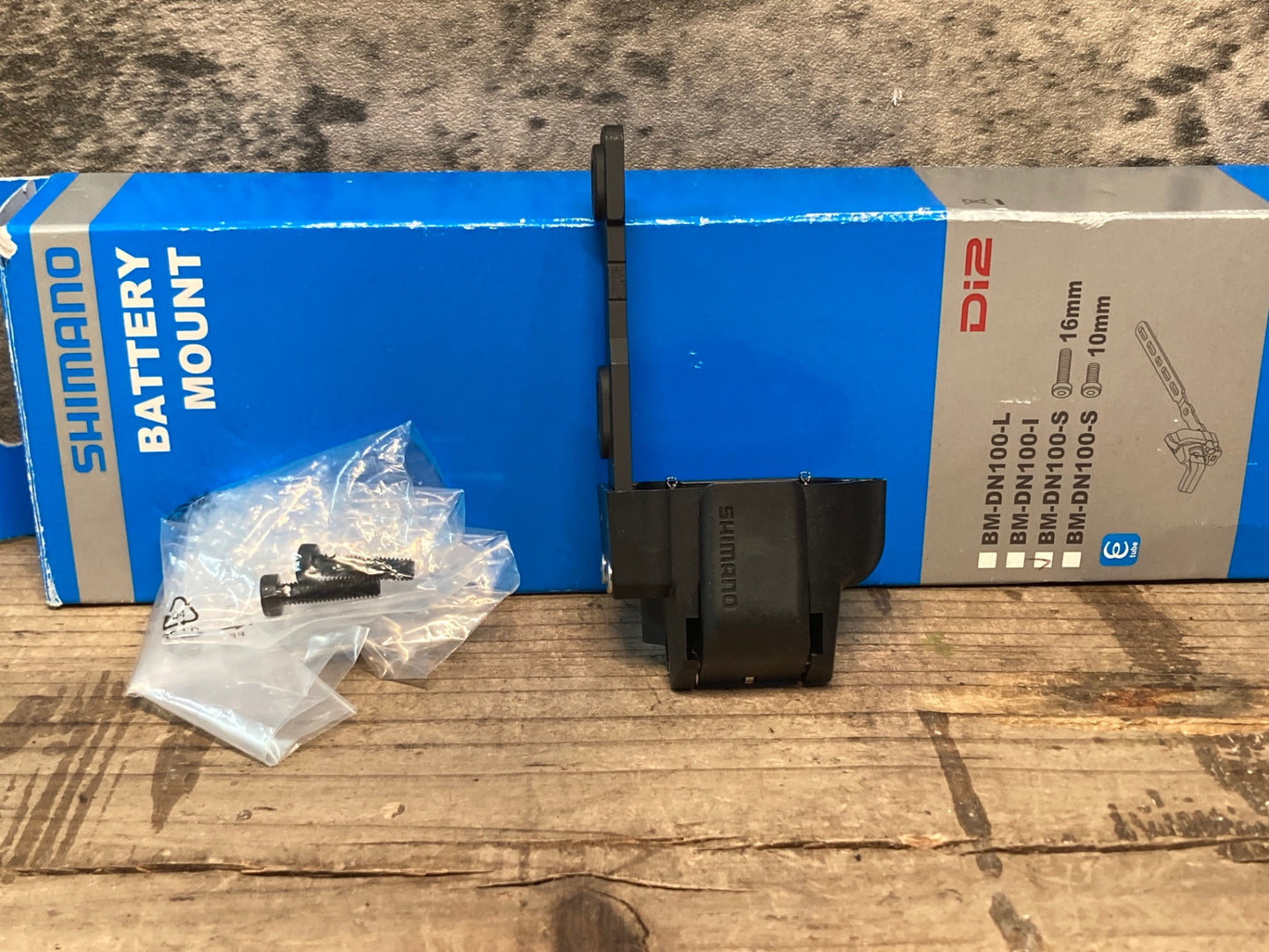 IK873 シマノ SHIMANO BM-DN100-S 16mm バッテリーマウント