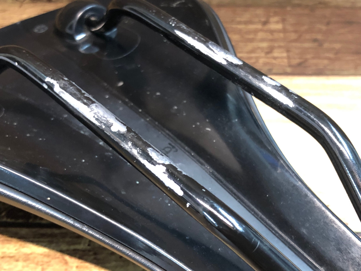 IM963 ファブリック fabric ラインスポーツシャロー LINE SPORTS SHALLOW サドル 黒 スチールレール