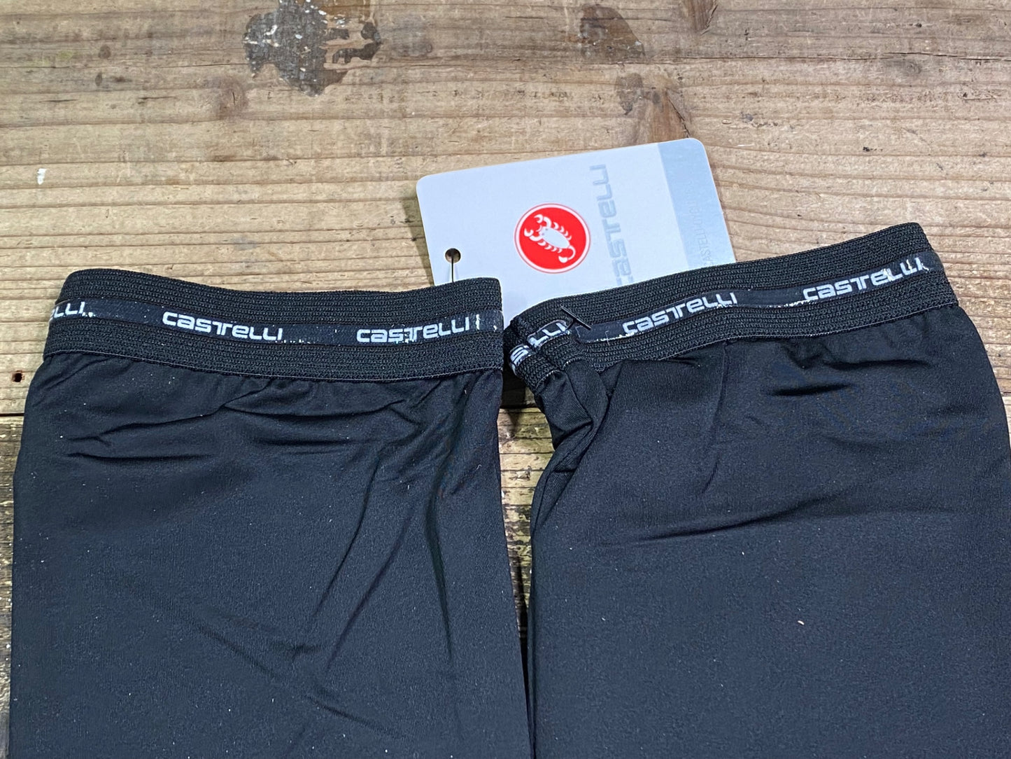 IV950 カステリ CASTELLI アームカバー 黒 S