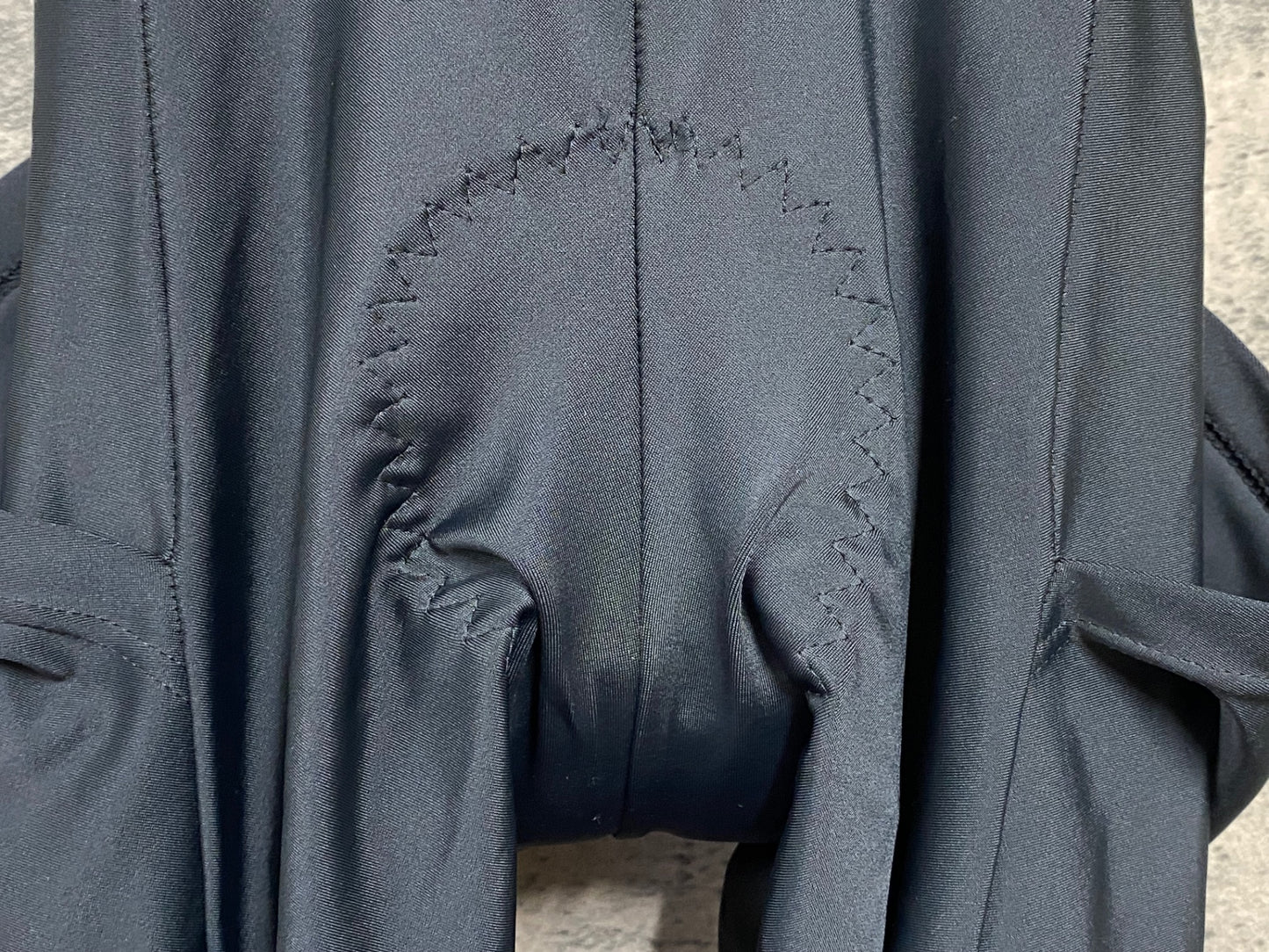 IZ698 カペルミュール KAPELMUUR ビブタイツ 黒 S