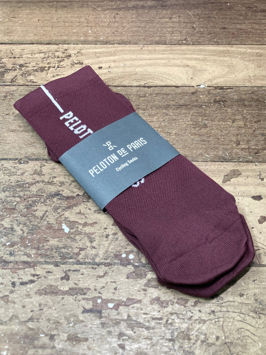 IO486 プロトンド パリ PELOTON DE PARIS ソックス 靴下 赤紫 US6.5~9 未使用品
