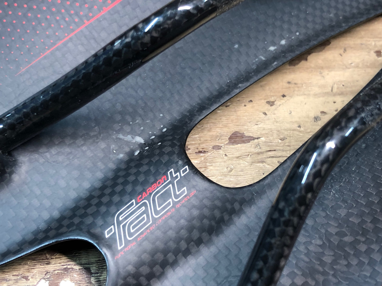 IM569 スペシャライズド SPECIALIZED エスワークス S-WORKS トゥーペ TOUPE サドル 白 ガリ傷