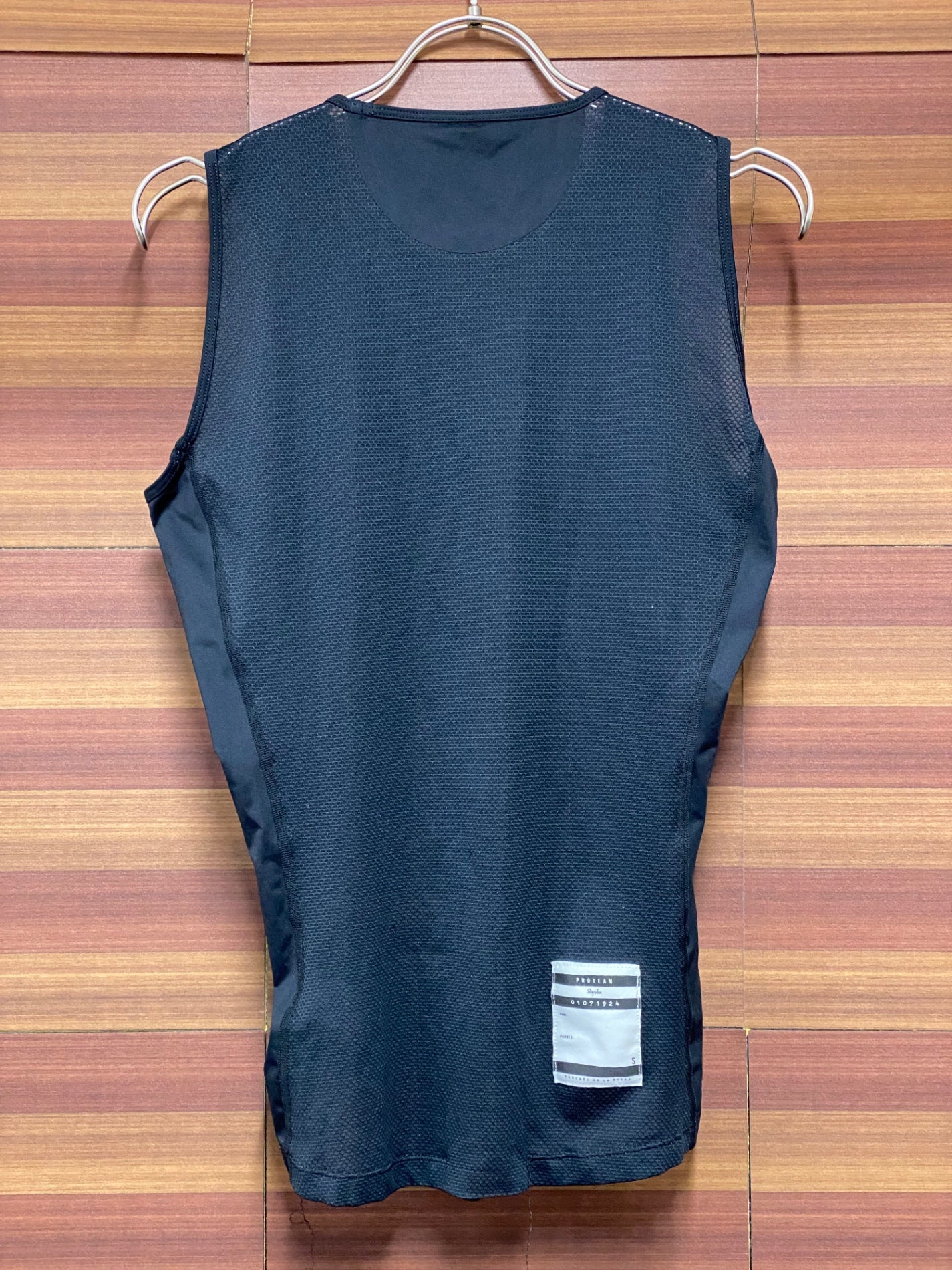 IU959 ラファ Rapha PRO TEAM LAYER SLEEVELESS ノースリーブ べースレイヤー 黒 S ※ほつれ