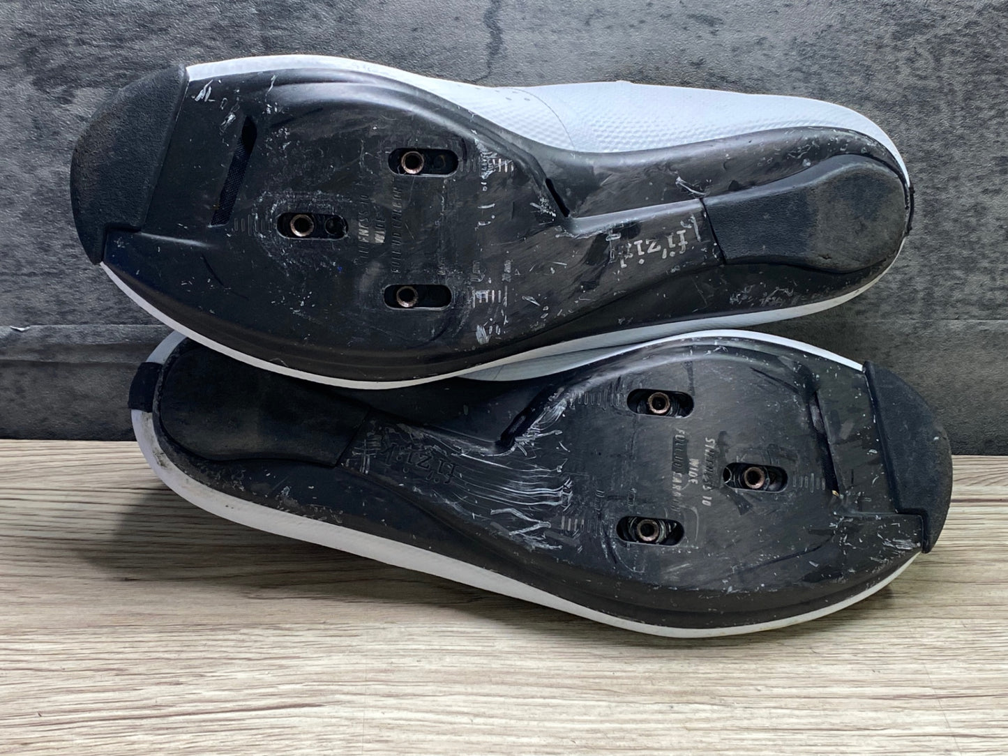 JB692 フィジーク FIZIK テンポ TEMPO DECOS CARBON ビンディングシューズ EU39 白 ※ソール傷