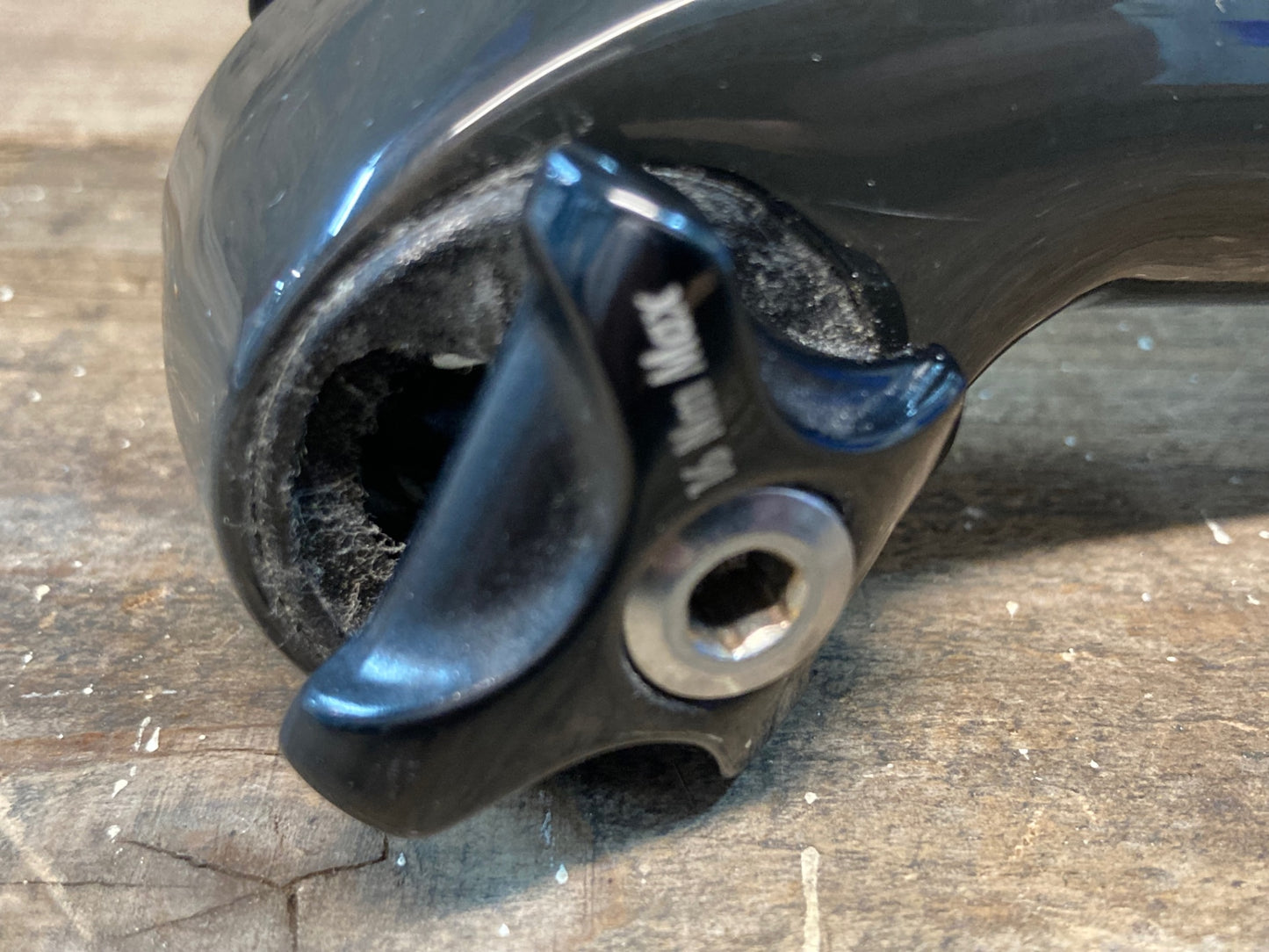 IO371 ボントレガー BONTRAGER カーボン シートマストキャップ 135mm 丸レール用