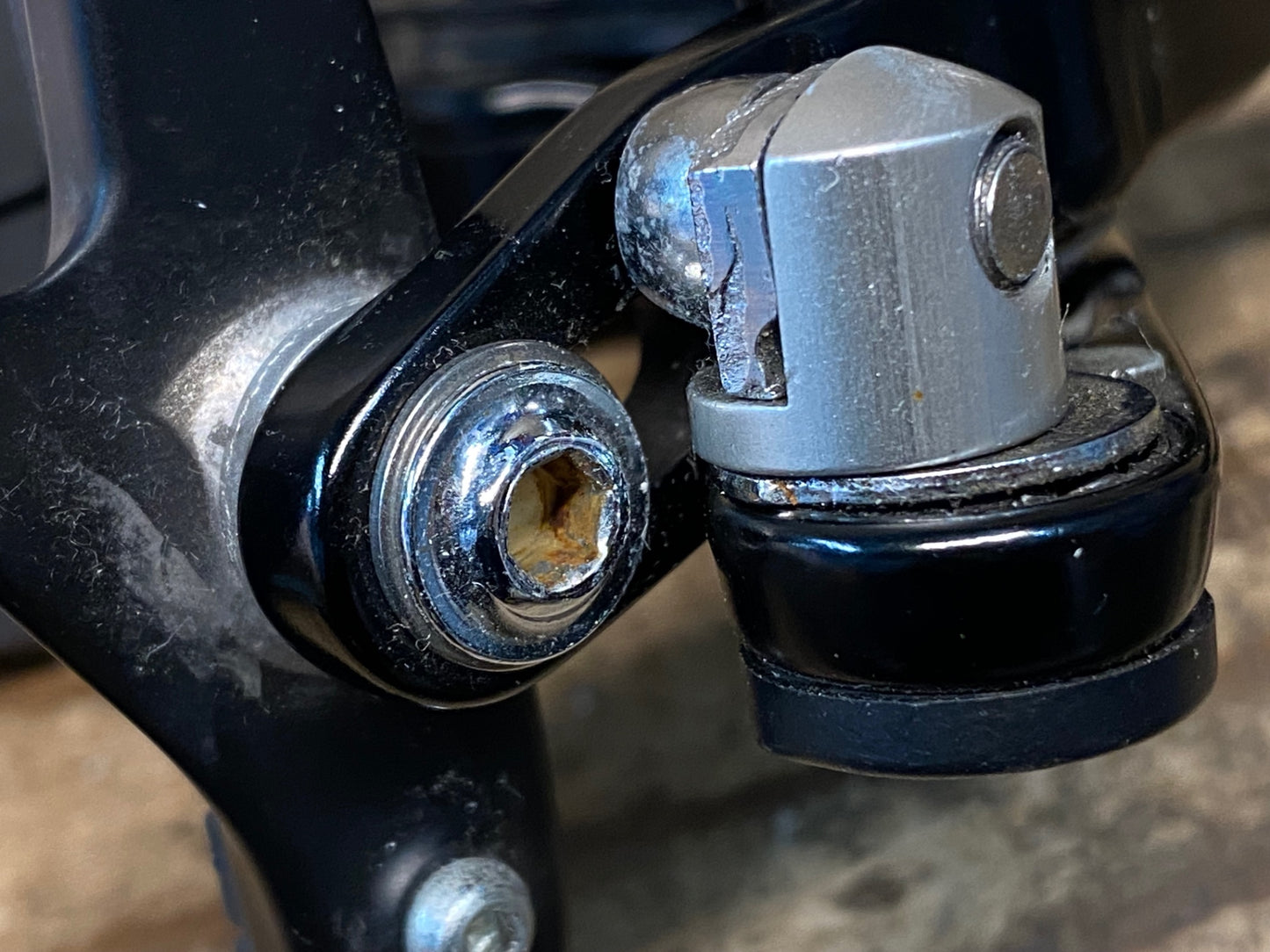 IT198 シマノ SHIMANO 105 BR-R7010 ダイレクトマウントブレーキ 前後セット