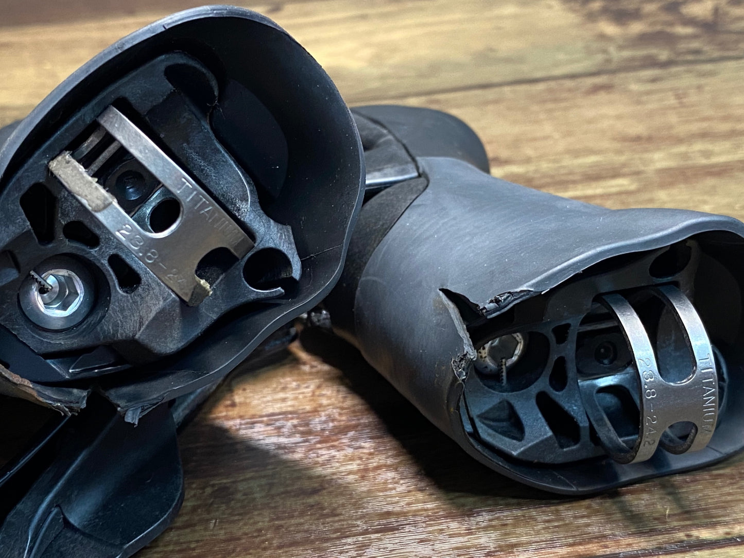 JA717 シマノ SHIMANO デュラエース DURA-ACE ST-9000 STIレバー 2x11S