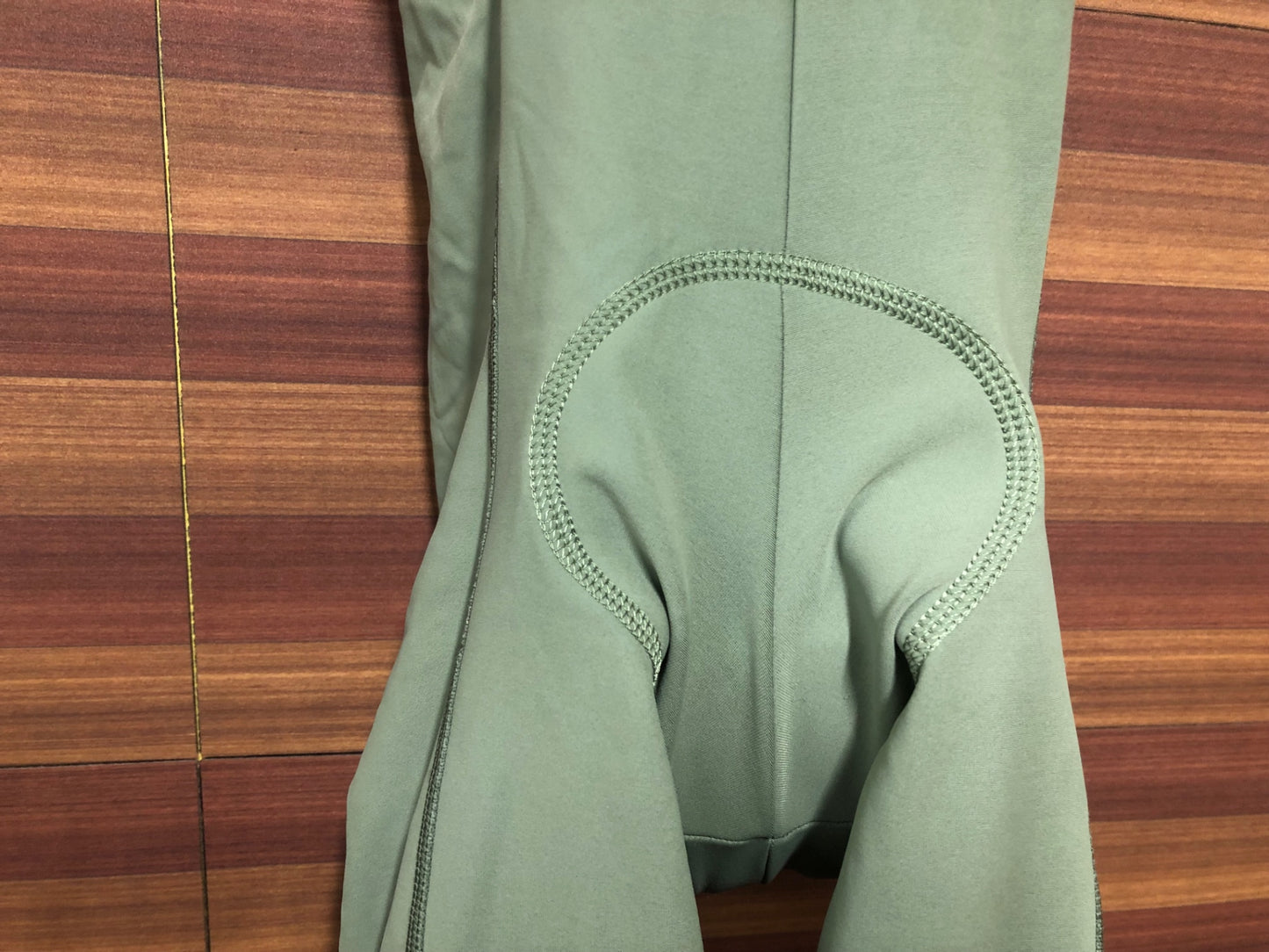 IH339 パスノーマルスタジオ PAS NORMAL STUDIOS エッセンシャル Essential Thermal Bib Shorts ビブショーツ 緑 XS 裏起毛