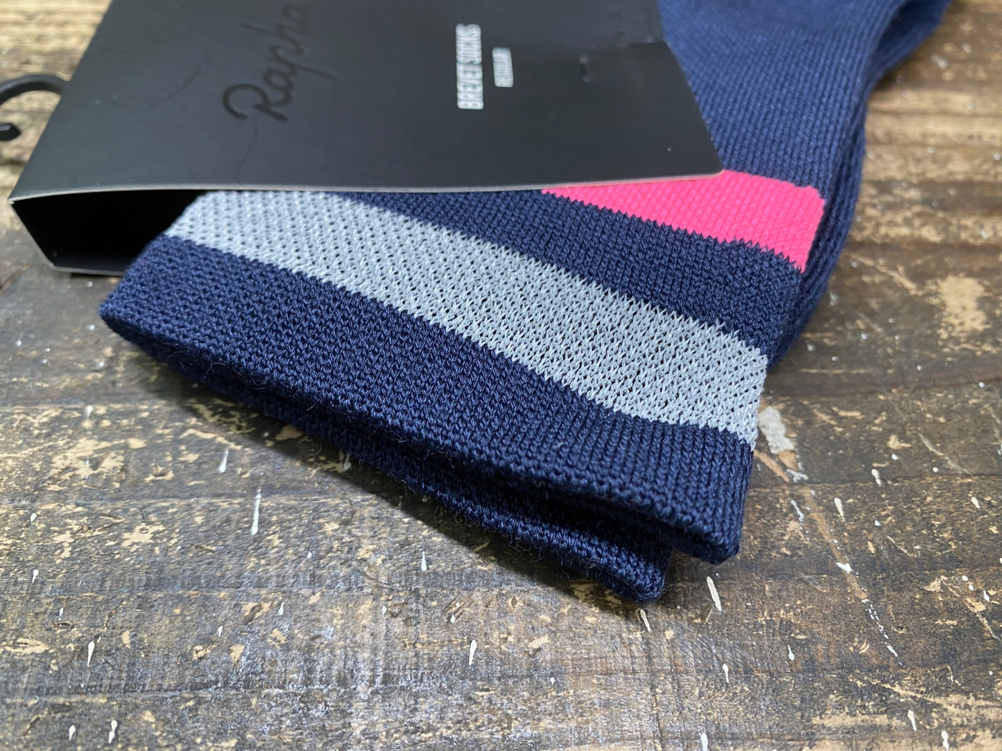 JB114 ラファ Rapha REFLECTIVE BREVET SOCKS サイクルソックス 紺 REGULAR