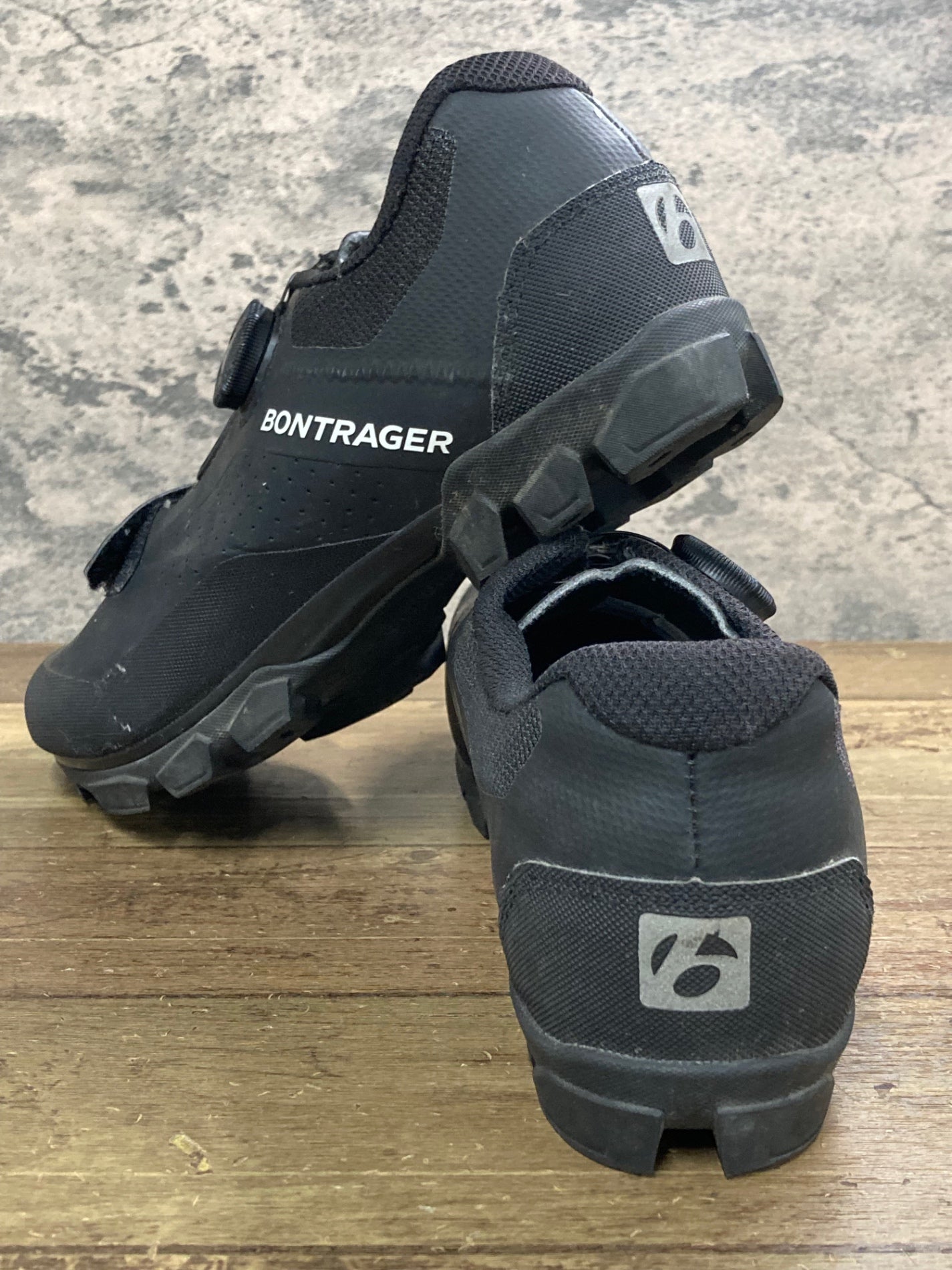 IY840 ボントレガー BONTRAGER Foray Mountain Shoe ビンディングシューズ 黒 EU42 SPD-SL