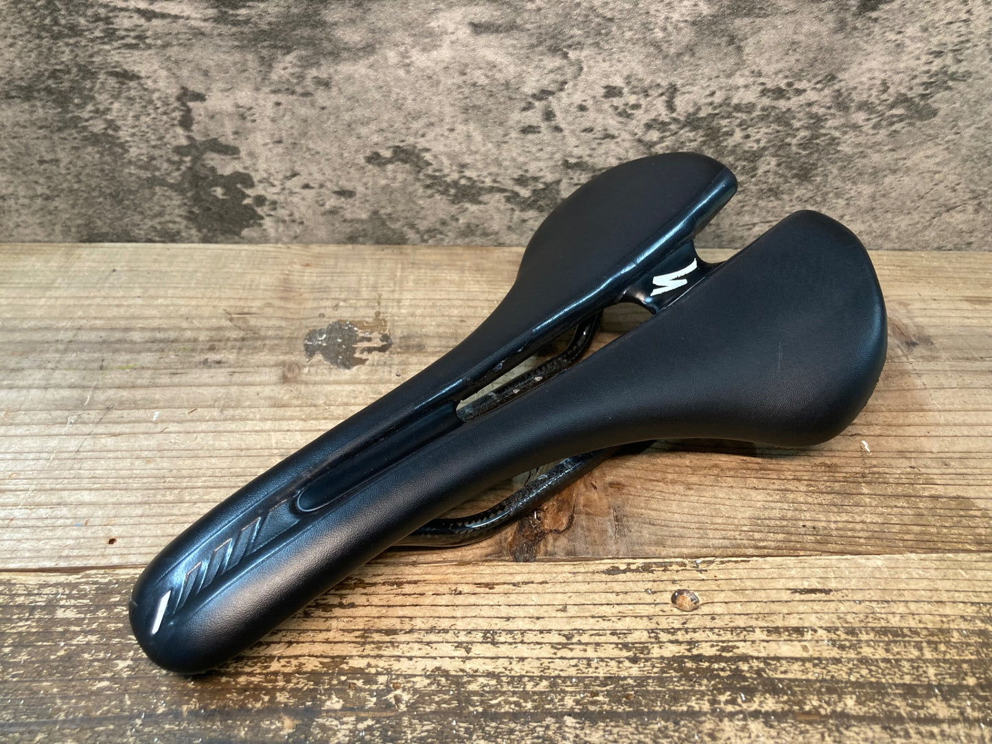 JD180 スペシャライズド SPECIALIZED ローミン ROMIN PRO サドル 黒 カーボンレール