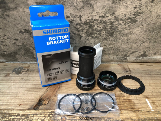 IW143 シマノ SHIMANO XTR SM-BB93 ボトムブラケット