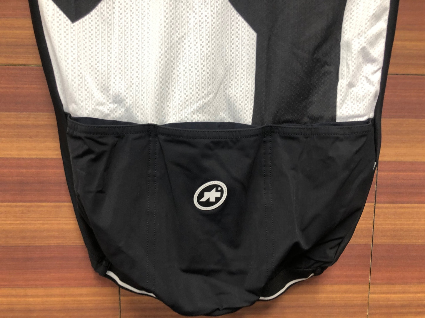 IQ705 アソス Assos LTD EDITION MOD. ROCK 半袖 サイクルジャージ 白 黒 総柄 S