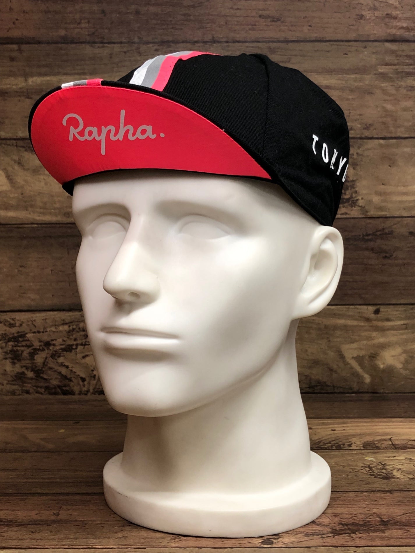 II640 ラファ Rapha サイクルキャップ 黒 ピンク ワンサイズ TOKYO