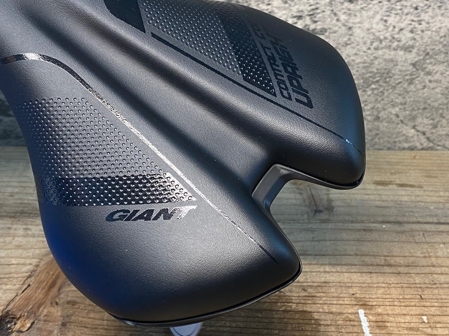 IW004 ジャイアント GIANT CONTACT COMFORT UPRIGHT サドル 黒 クロモリレール