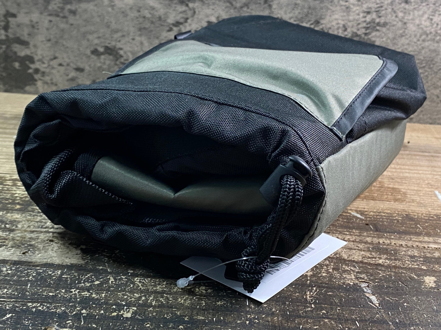 IZ091 マルト MARUTO かるが～る600D 輪行袋 黒 カーキ ブロンプトン用