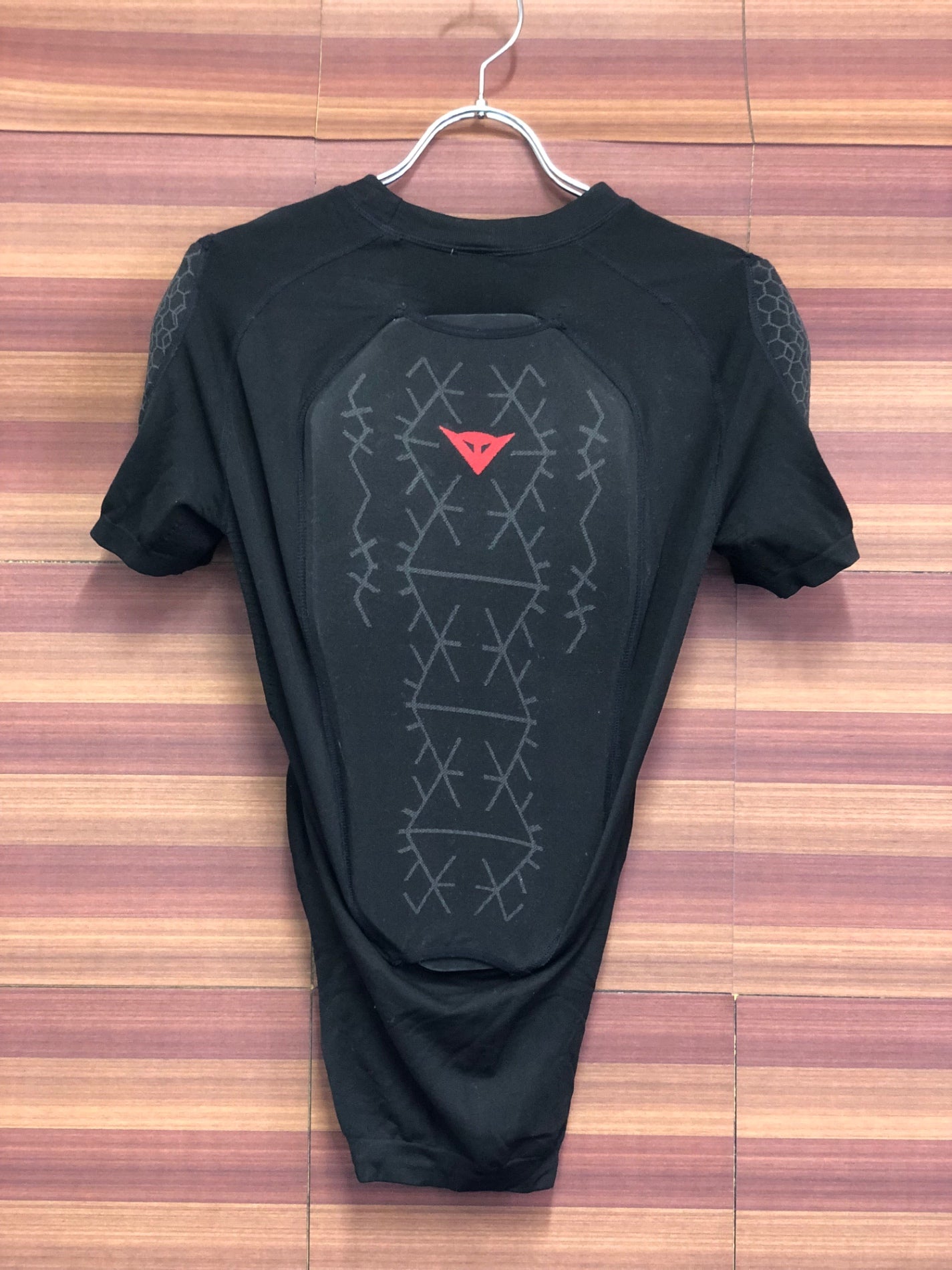 IQ854 ダイネーゼ DAINESE TRAILKNIT PRO ARMOR TEE 半袖 べースレイヤー プロテクター 黒 L