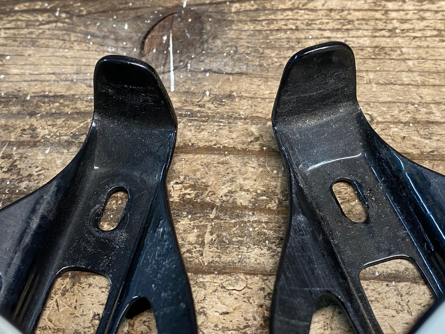 IS953 シンクロス SYNCROS カーボン ボトルケージ 黒 ペア