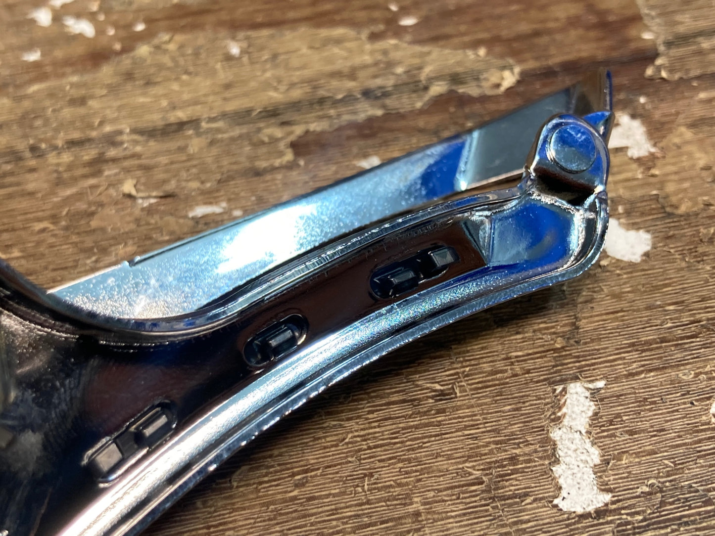 IK588 シマノ SHIMANO 105 FD-R7000 フロントディレイラー 2S 直付