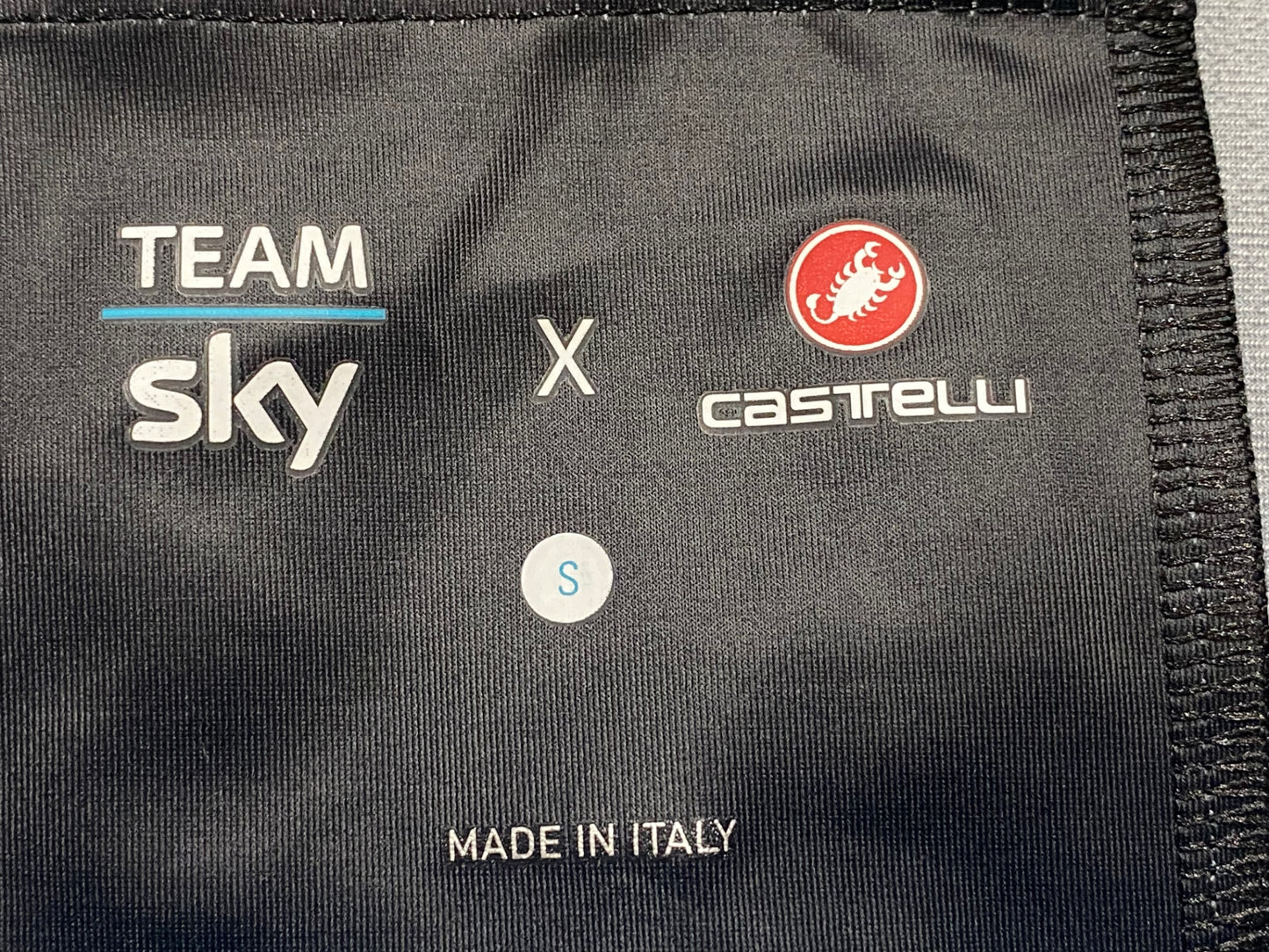 IZ471 カステリ CASTELLI TEAMsky 長袖 ワンピース スキンスーツ 黒 青 S ディンプル袖