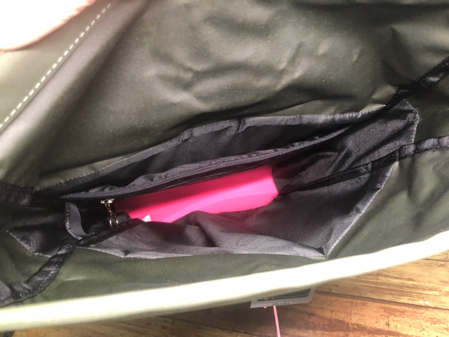 IW775 ラファ Rapha ROLL TOP BACKPACK リュック バックパック オリーブ