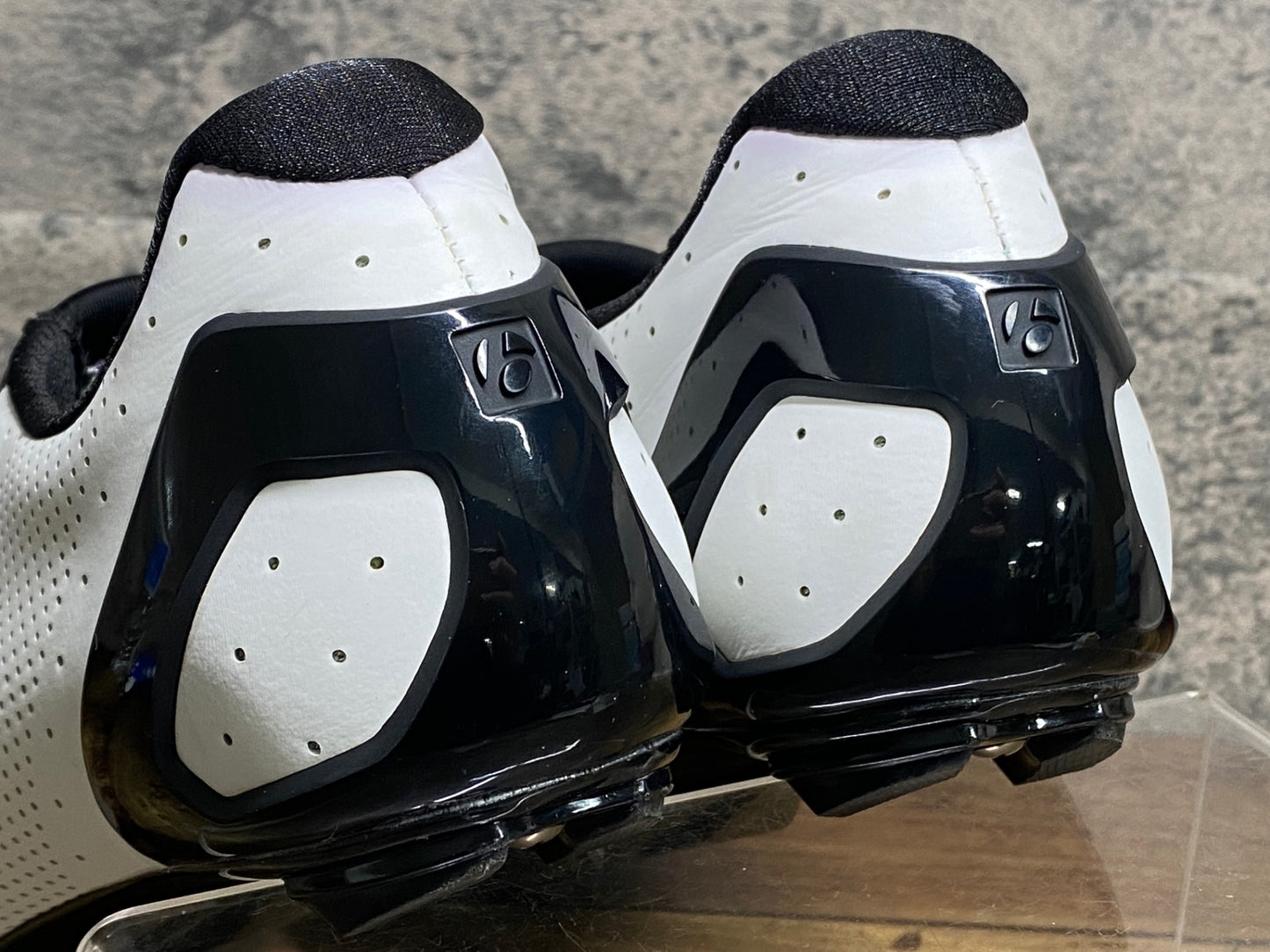 IV485 ボントレガー BONTRAGER XXX ビンディングシューズ SPD-SL EU42 白