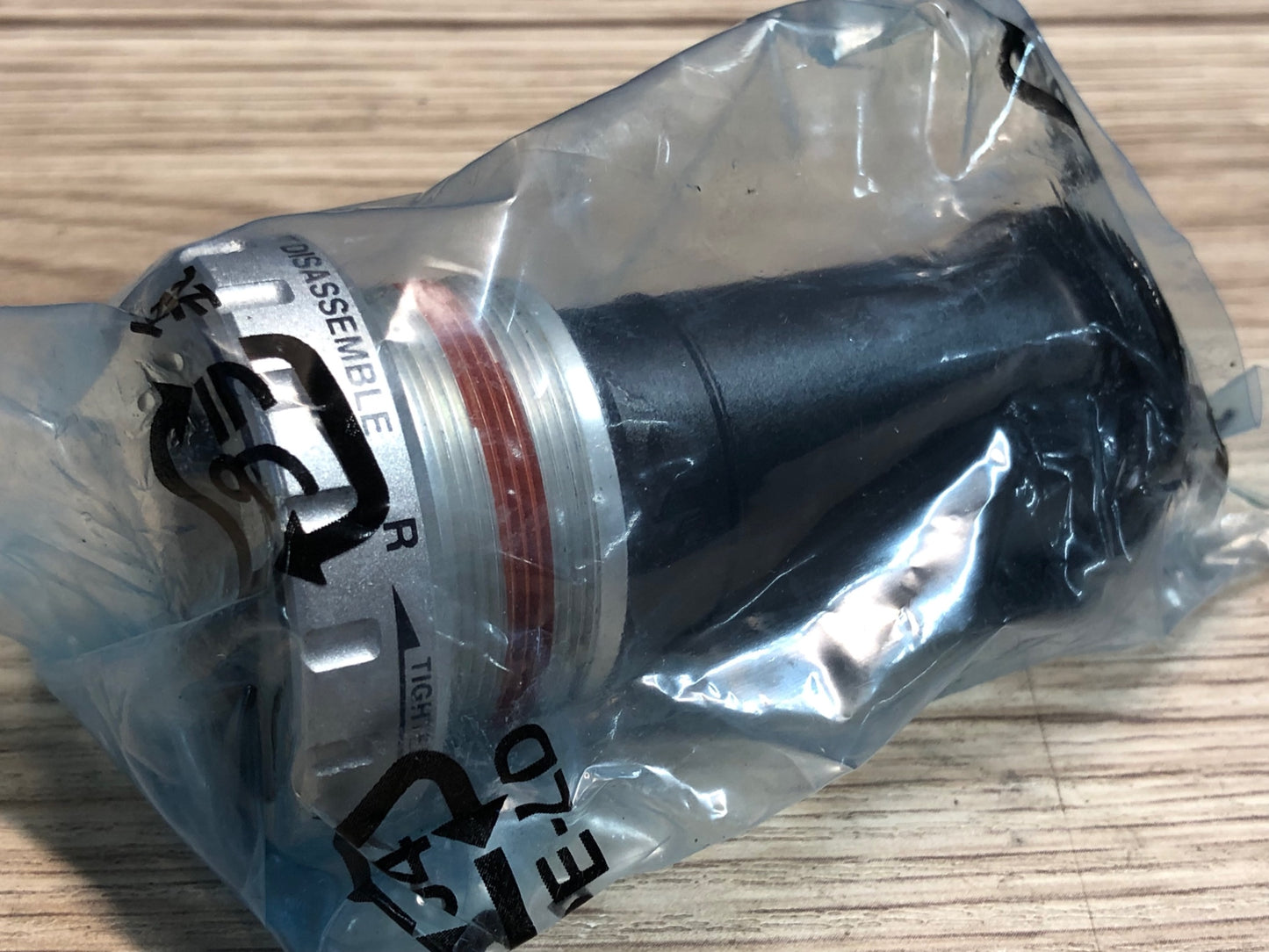 IR827 シマノ SHIMANO デオーレ DEORE SM-BB51 ボトムブラケット