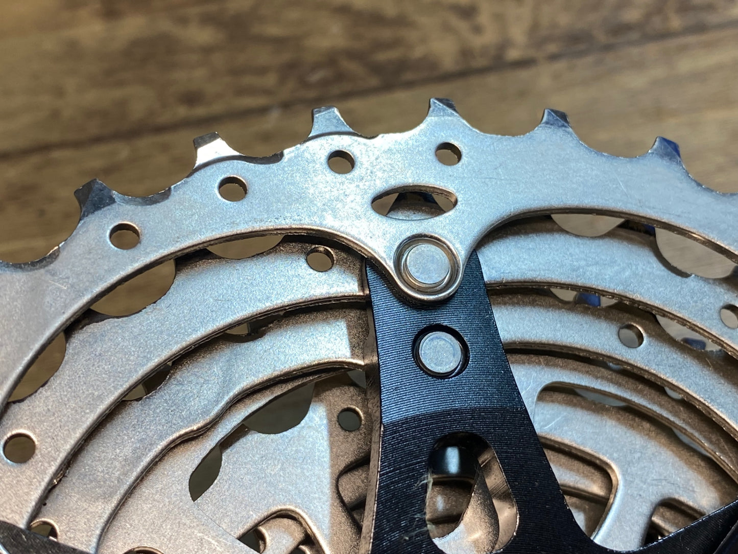 IV612 シマノ SHIMANO 105 CS-HG700-11 スプロケット 11-34T 11S