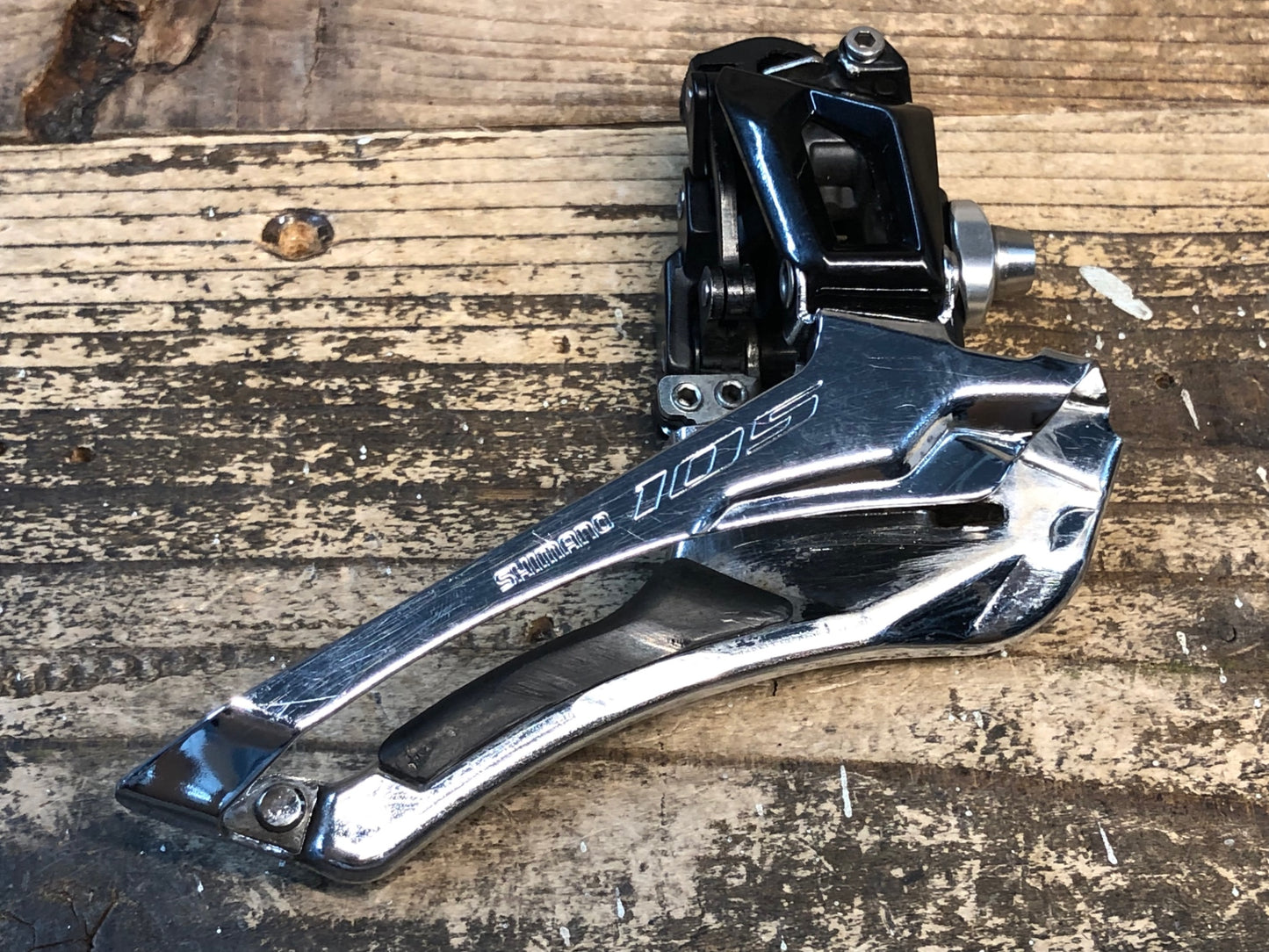 IZ782 シマノ SHIMANO 105 FD-R7000 フロントディレイラー 2S 直付