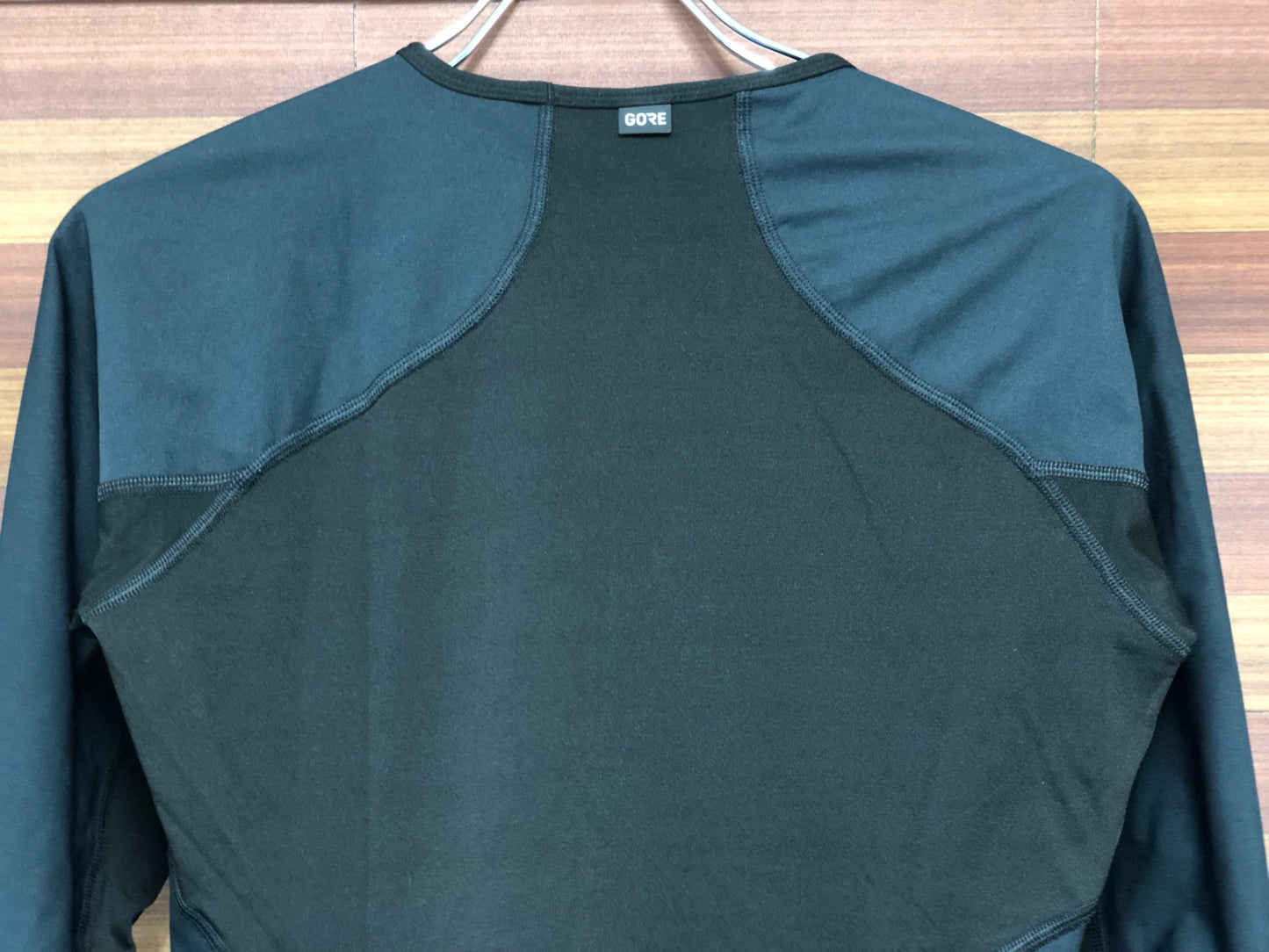 IT748 ゴア GORE 長袖 ミドルレイヤー M GORE WINDSTOPPER