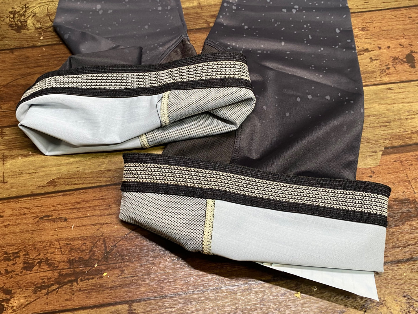 IV892 ジャイアント GIANT Liv ZORYA レッグカバー 黒グレー M